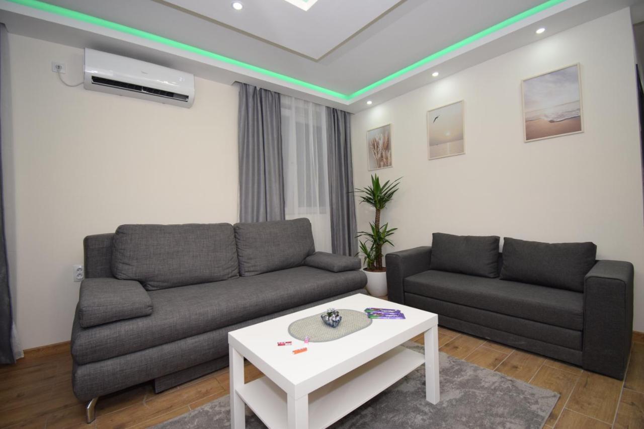 Apartments Wolf ベオグラード エクステリア 写真